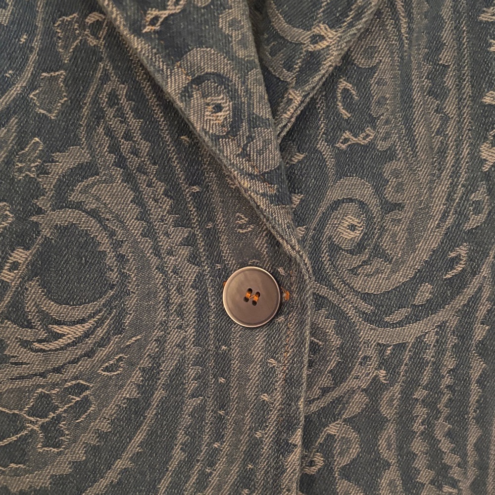Solitaire Denim Blue Paisley Blazer - Picture 4 of 8